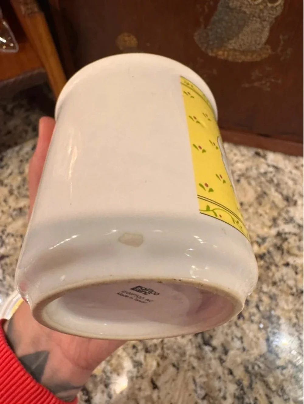 Vintage Goose coffee mug and lid